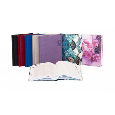 Daily planner 133x184mm, hardcover